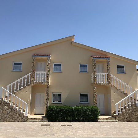 Apartments Villa Engeli วีร์ ภายนอก รูปภาพ